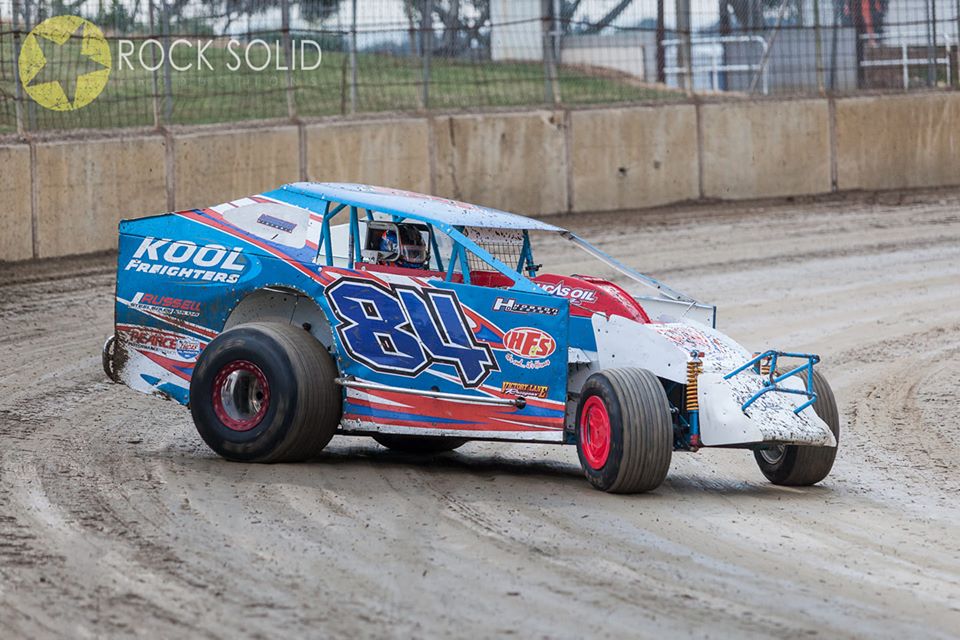 FORMULA 500 AND V8 DIRT MODS RETURN, WHILE SPEEDCARS ARE BACK AGAIN